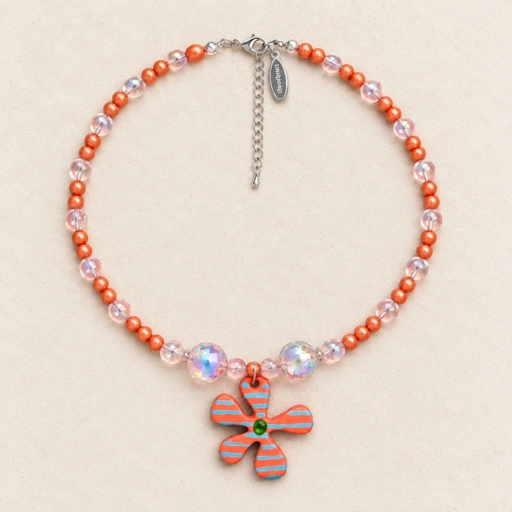 Unscripted Shy Bloom Choker