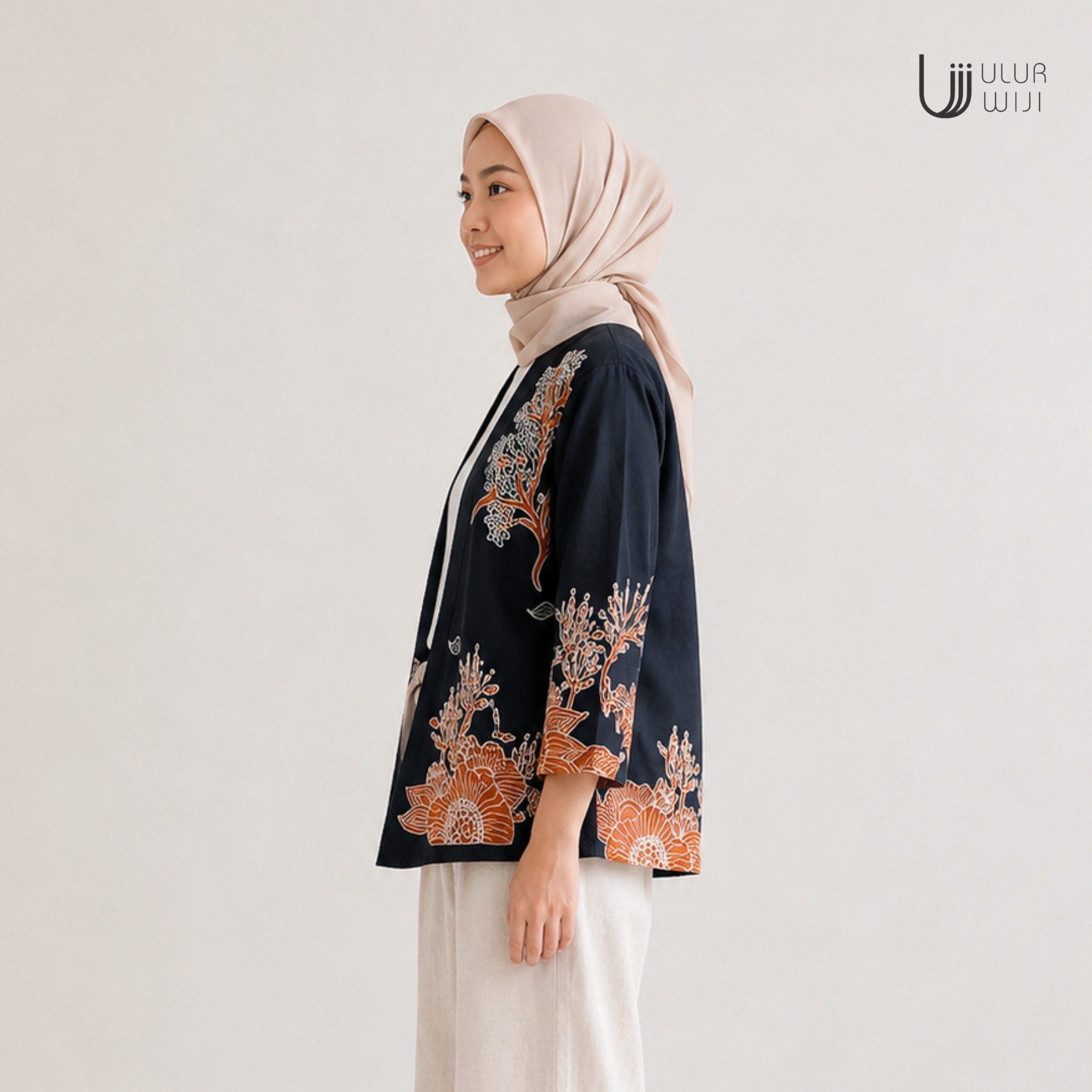 Outer Haori / Outer Kebaya/ Batik Modern Wanita HUTAN - Batik Tulis Warna Alami | Ulur Wiji