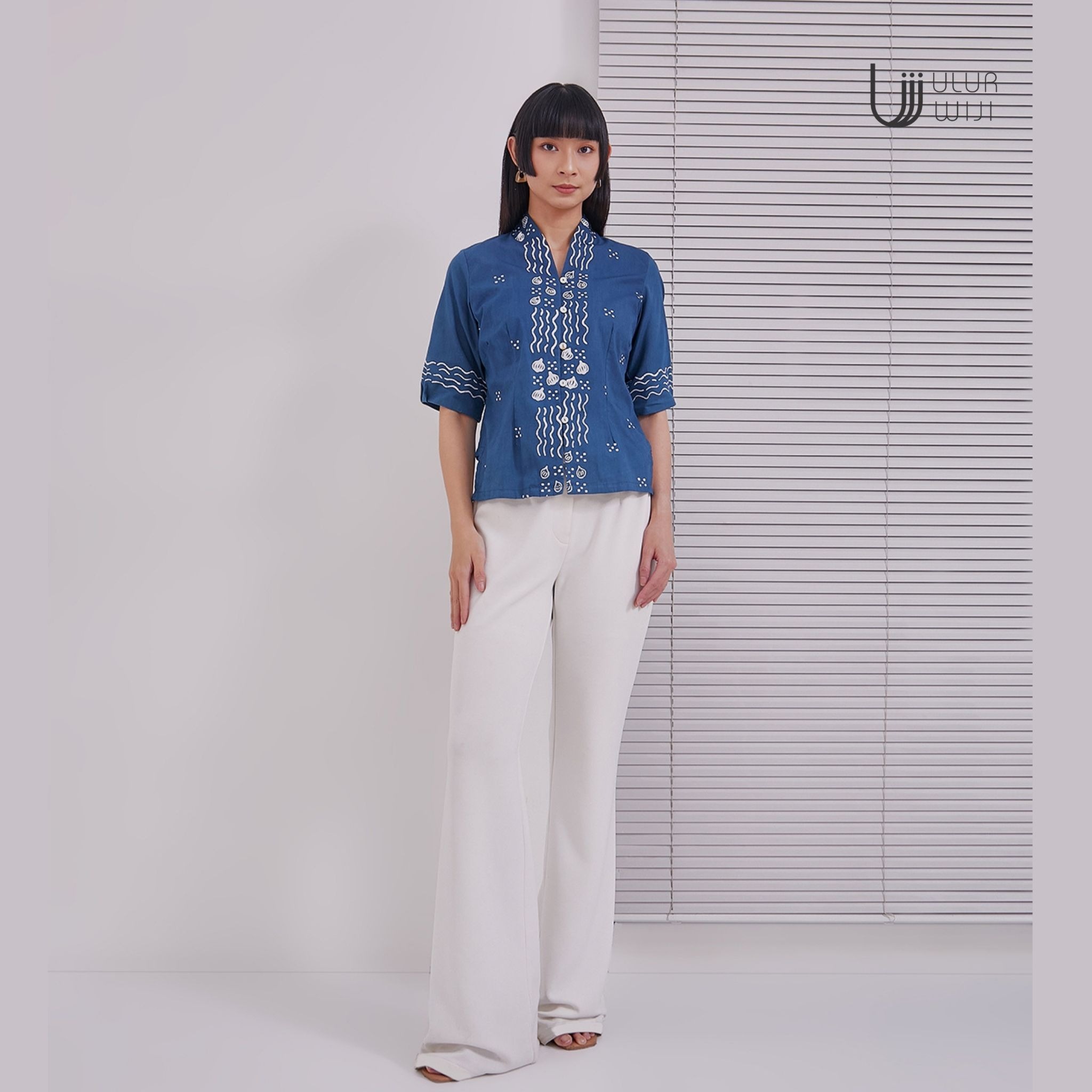 Kebaya Blouse Batik Modern Wanita Lengan Lipit BAWANG - Batik Tulis Warna Alami | Ulur Wiji