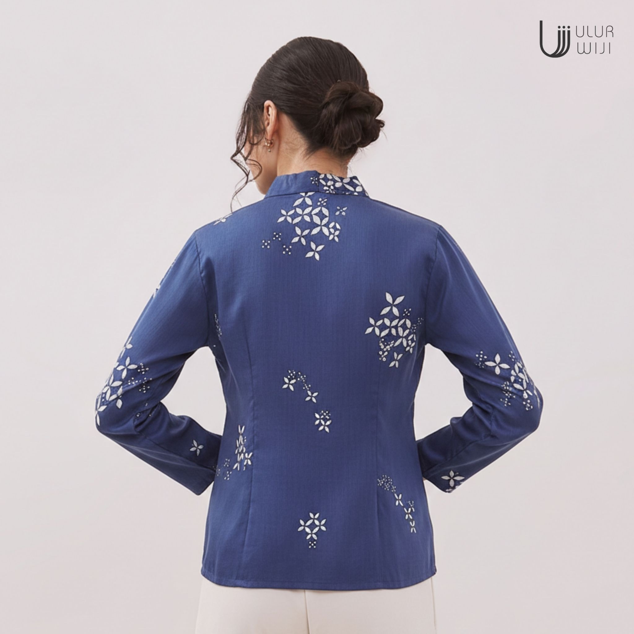 Kebaya Blouse Batik Modern Wanita SIMFONI - Batik Tulis Pewarna Alami | Ulur Wiji