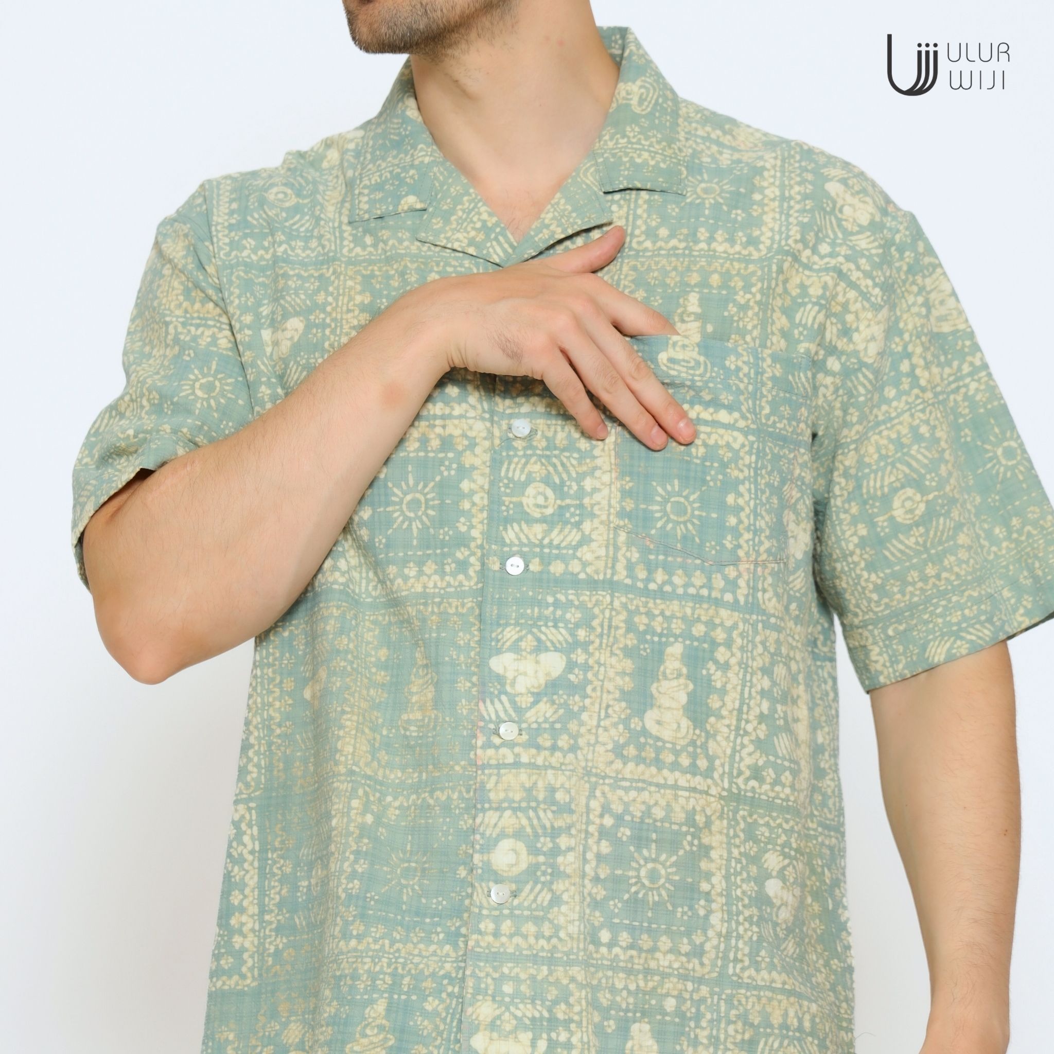 Kemeja Hawai Unisex Pria Wanita Motif METAMORF Batik Cap Warna Alam | Ulur Wiji