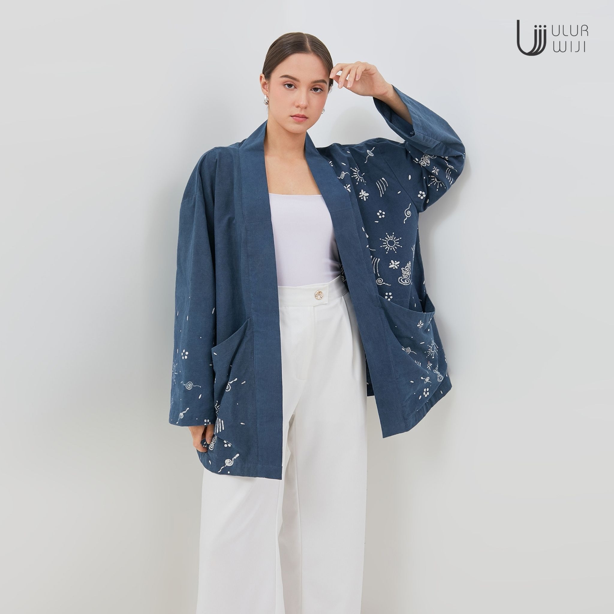 Outer Haori Oversized METAMORF - Batik Tulis Modern | Ulur Wiji