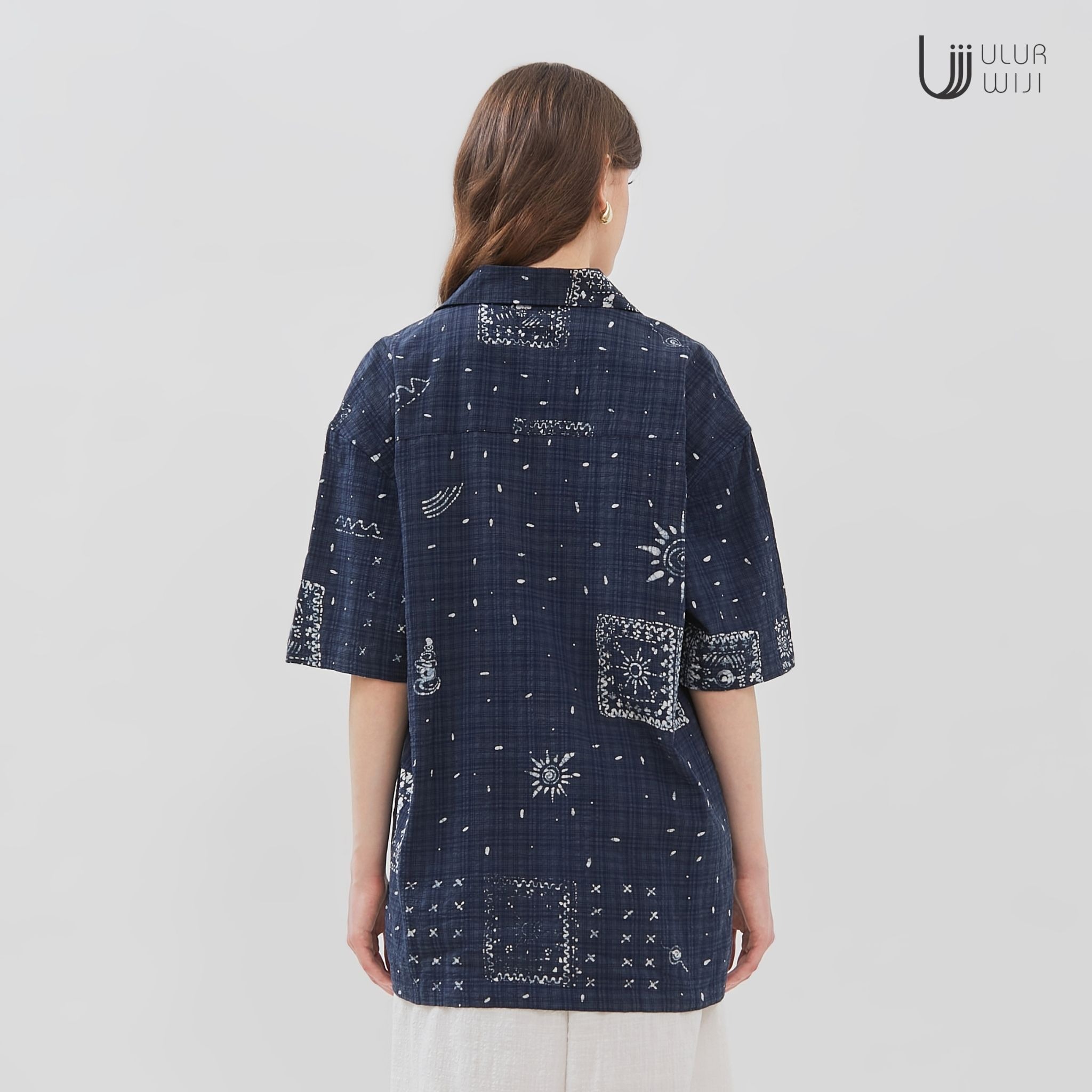 Kemeja Unisex Motif METAMORF Batik Cap Tulis Warna Alam | Ulur Wiji