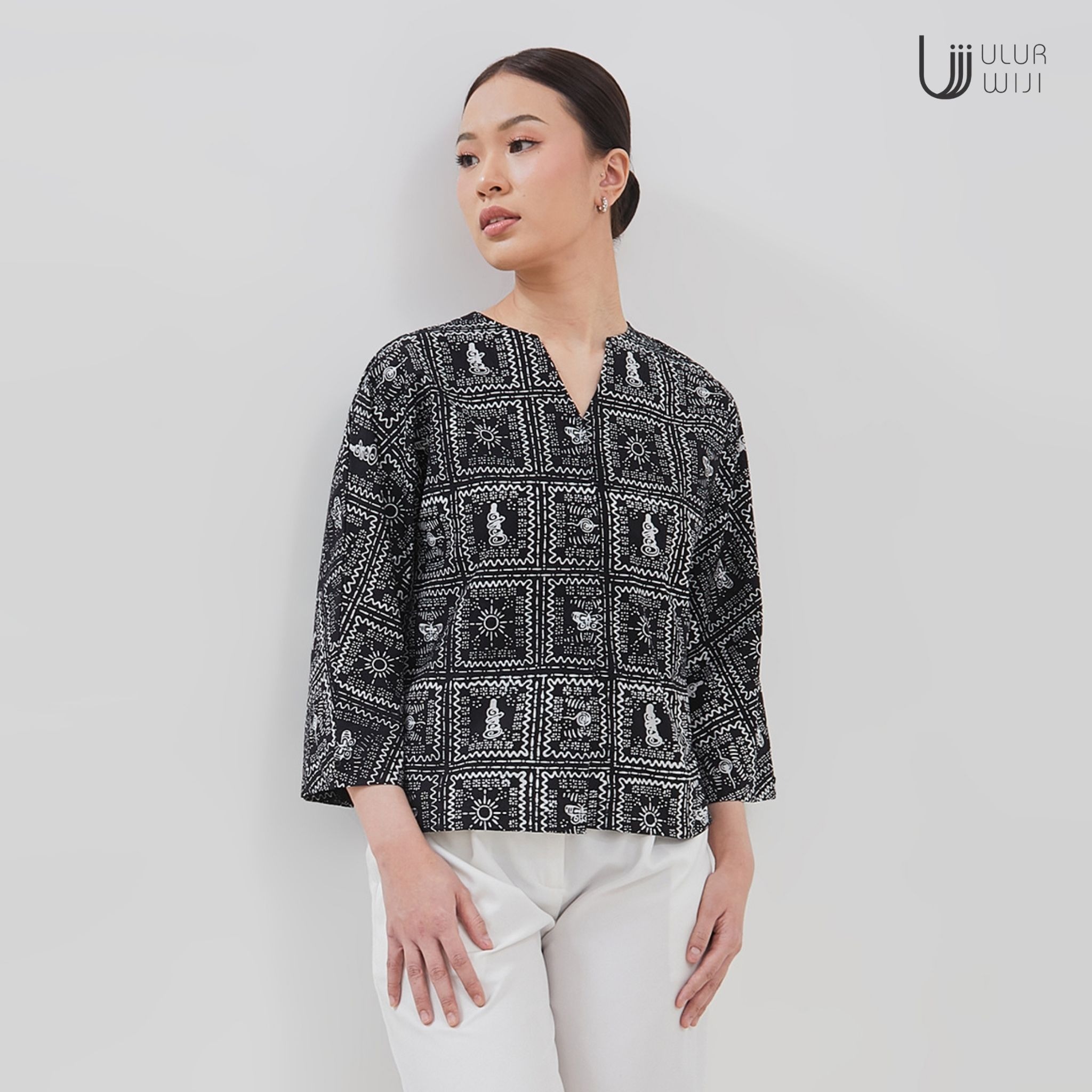 Blouse Batik Modern Wanita METAMORF - Batik Cap | Ulur Wiji