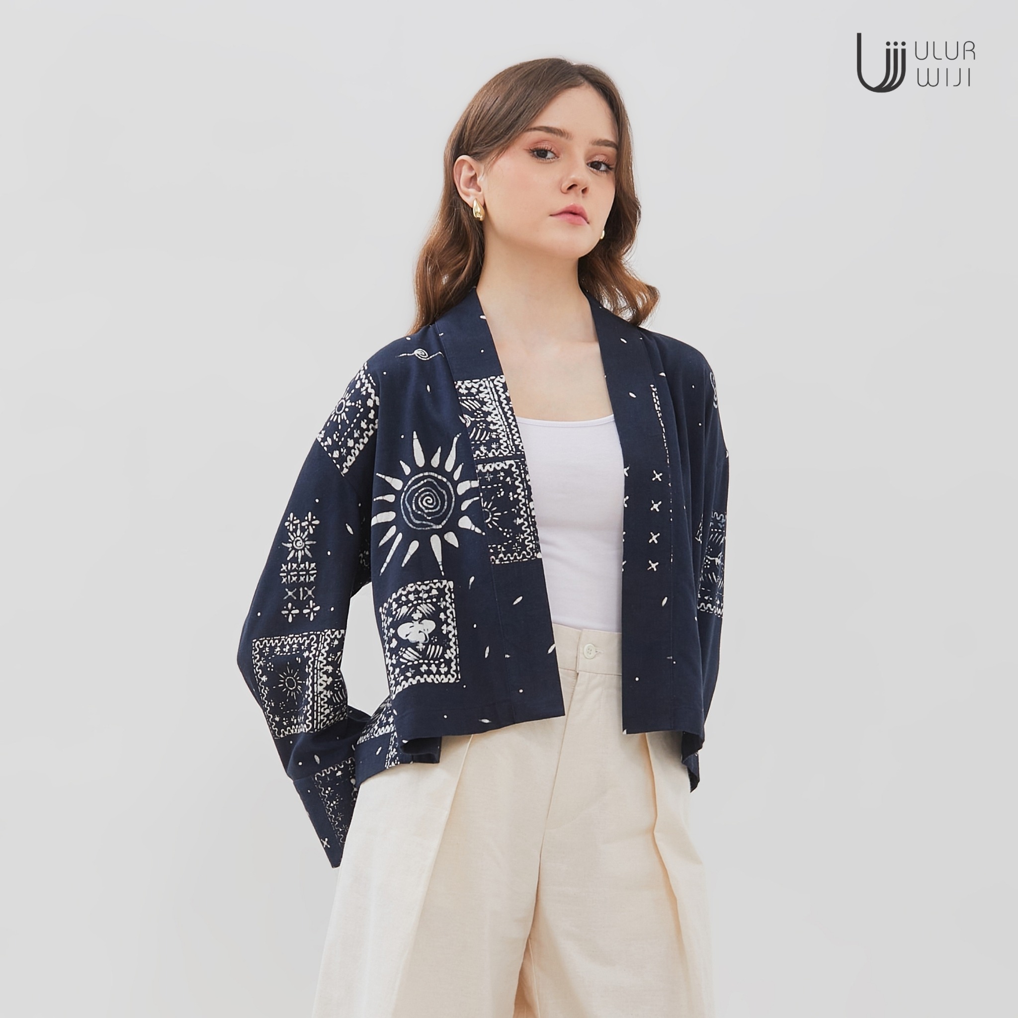 Outer Haori Wanita Batik METAMORF - Batik Tulis Warna Alami | Ulur Wiji