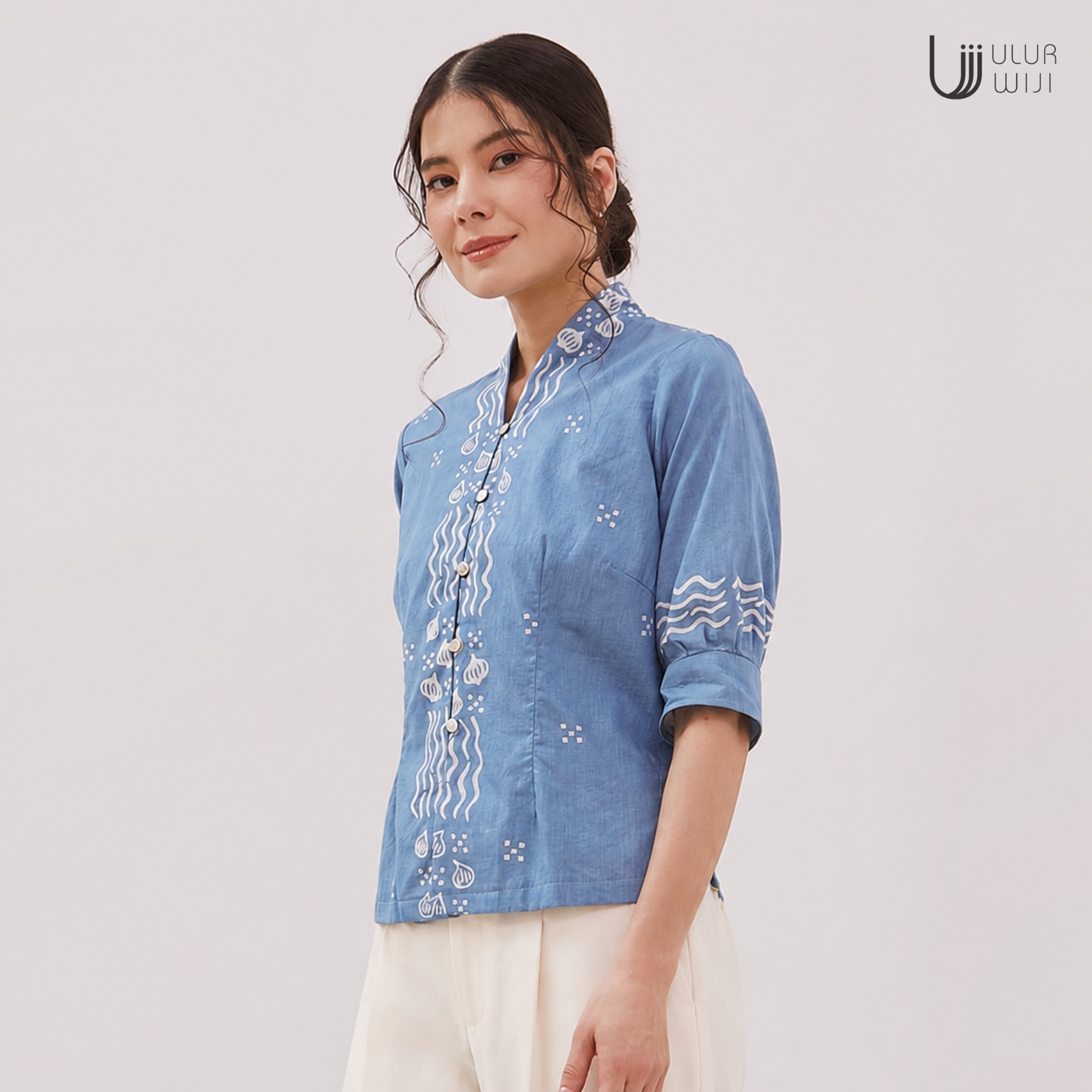 Kebaya Blouse Batik Modern Wanita Lengan Lipit BAWANG - Batik Tulis Warna Alami | Ulur Wiji