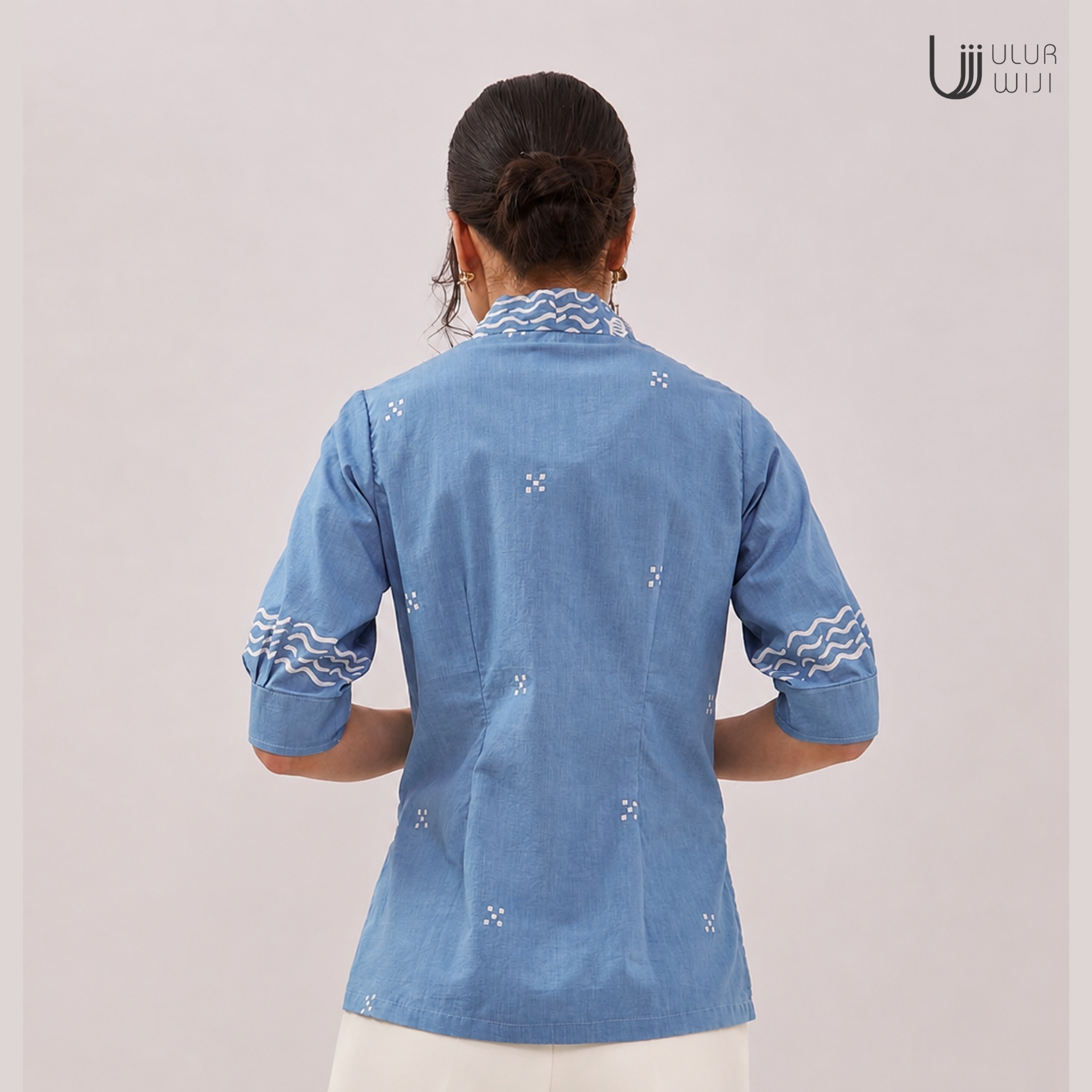 Kebaya Blouse Batik Modern Wanita Lengan Lipit BAWANG - Batik Tulis Warna Alami | Ulur Wiji