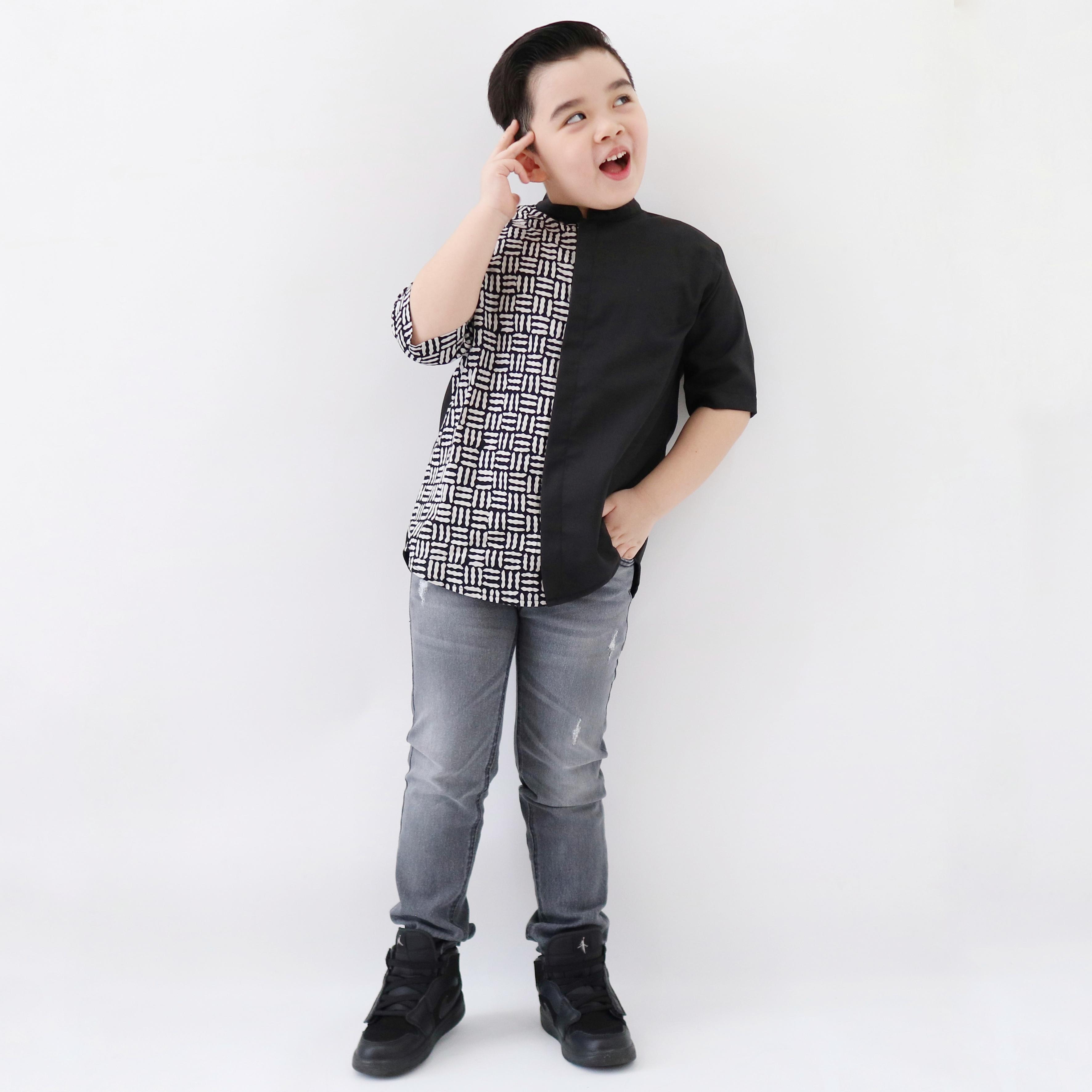 Kemeja Batik Anak Lengan Pendek