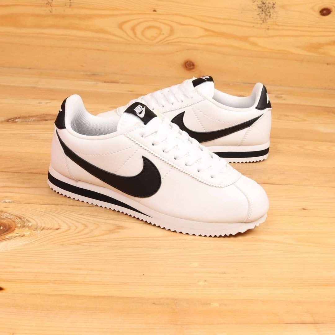 NIKE CORTEZ - WHITE BLACK