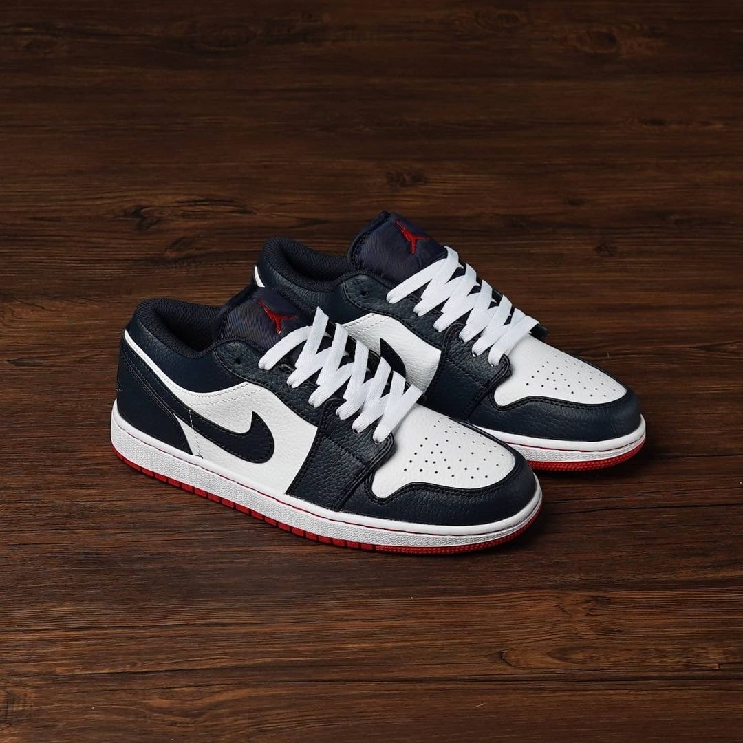 NIKE JORDAN 1 LOW - OBSIDIAN