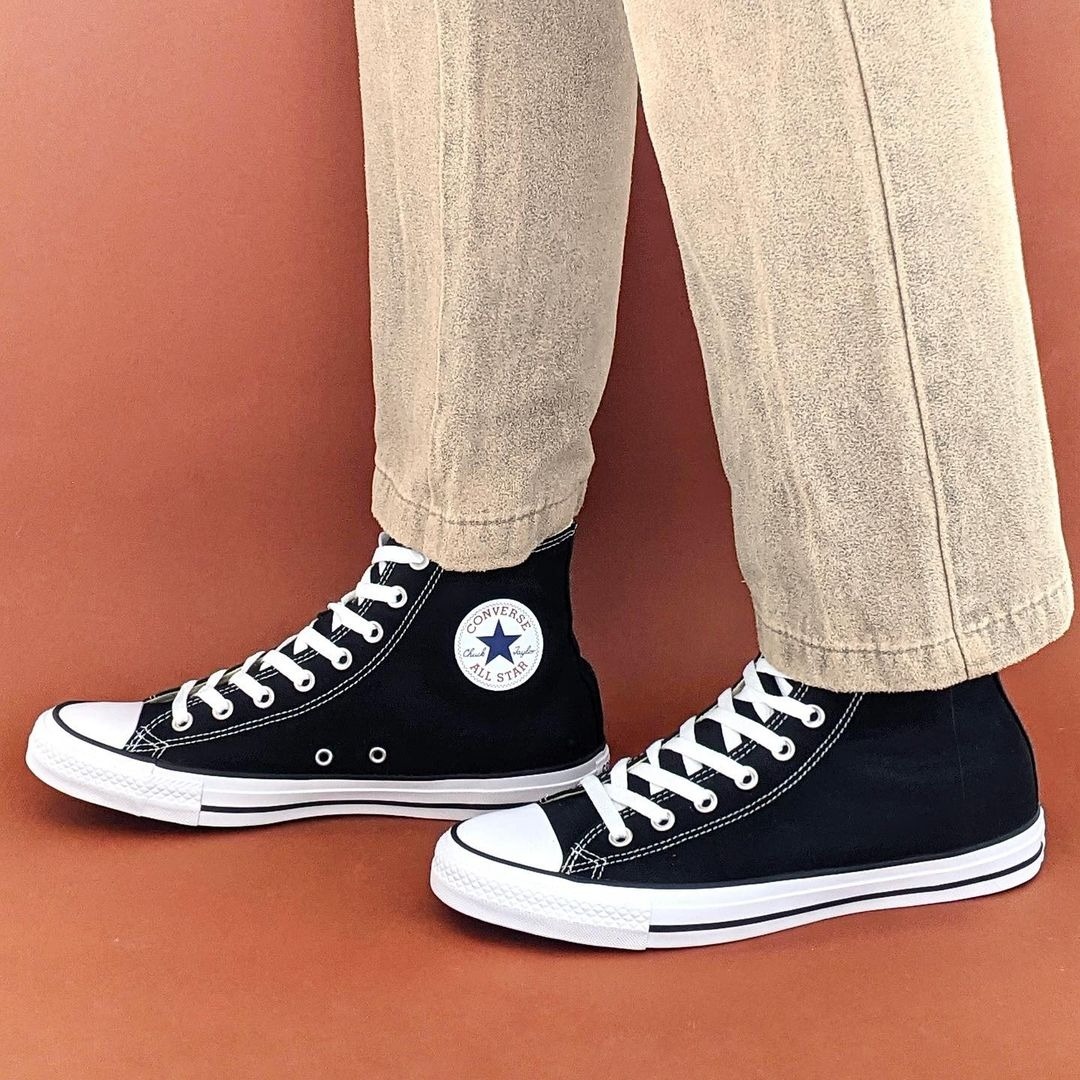 CONVERSE CHUCK TAYLOR ALL STAR HI - BLACK WHITE