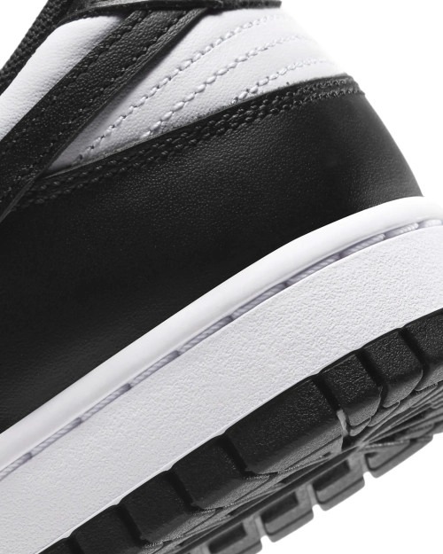 ADIDAS CAMPUS 00s - BLACK WHITE