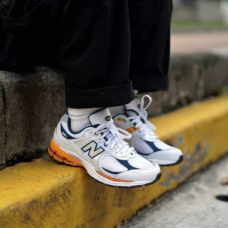 NEW BALANCE 2002R - WHITE LAGOON