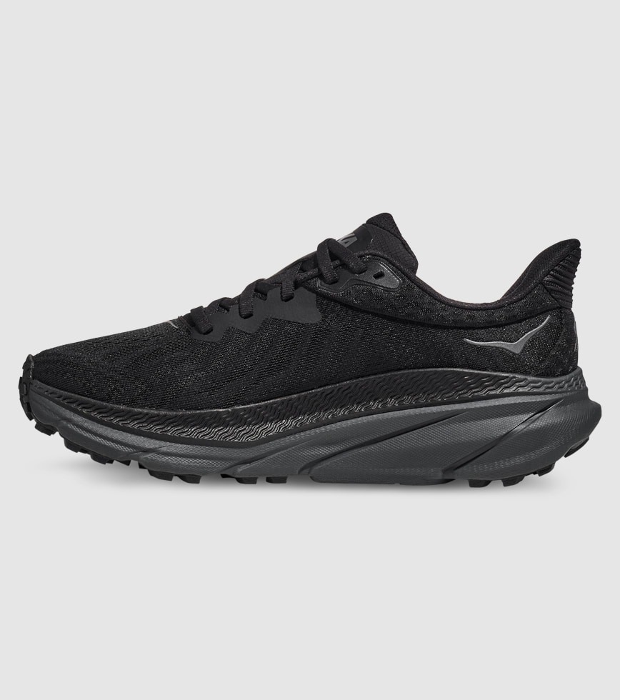 HOKA ONE ONE ATR 7 CHALLENGER - TRIPLE BLACK