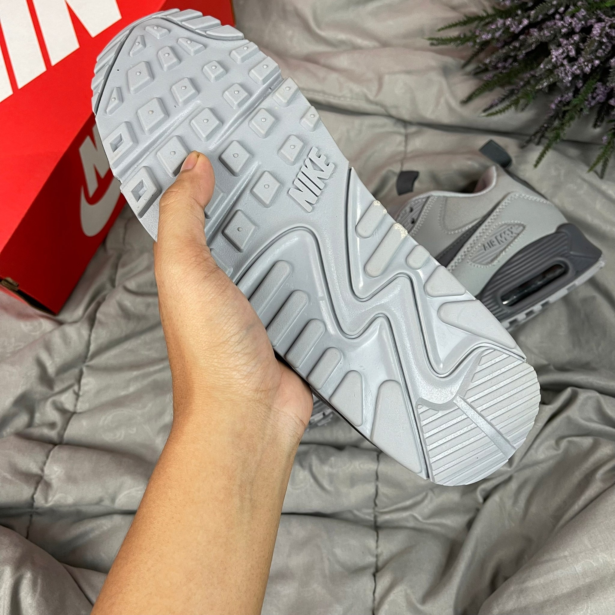 NIKE AIR MAX 90 - SURPLUS WOLF GREY