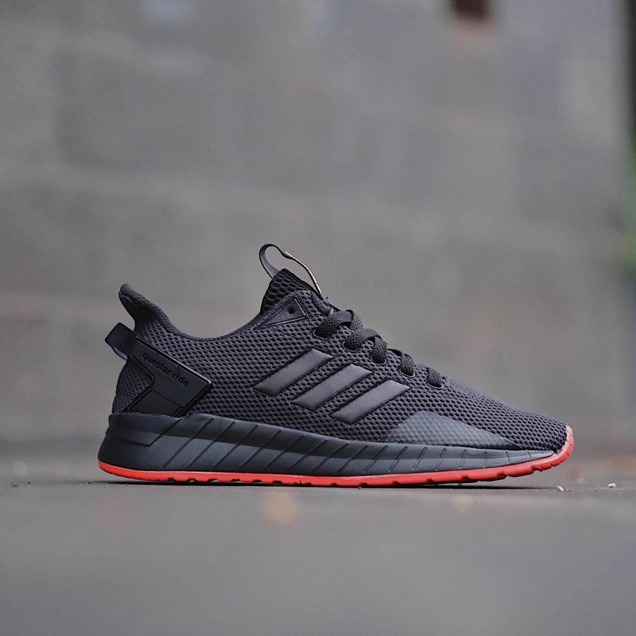 ADIDAS QUESTAR RIDE - BLACK SOLE ORANGE