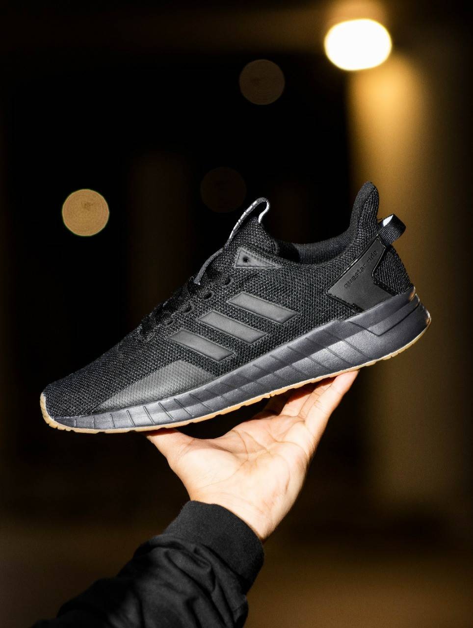 ADIDAS QUESTAR RIDE - BLACK SOLE GUM