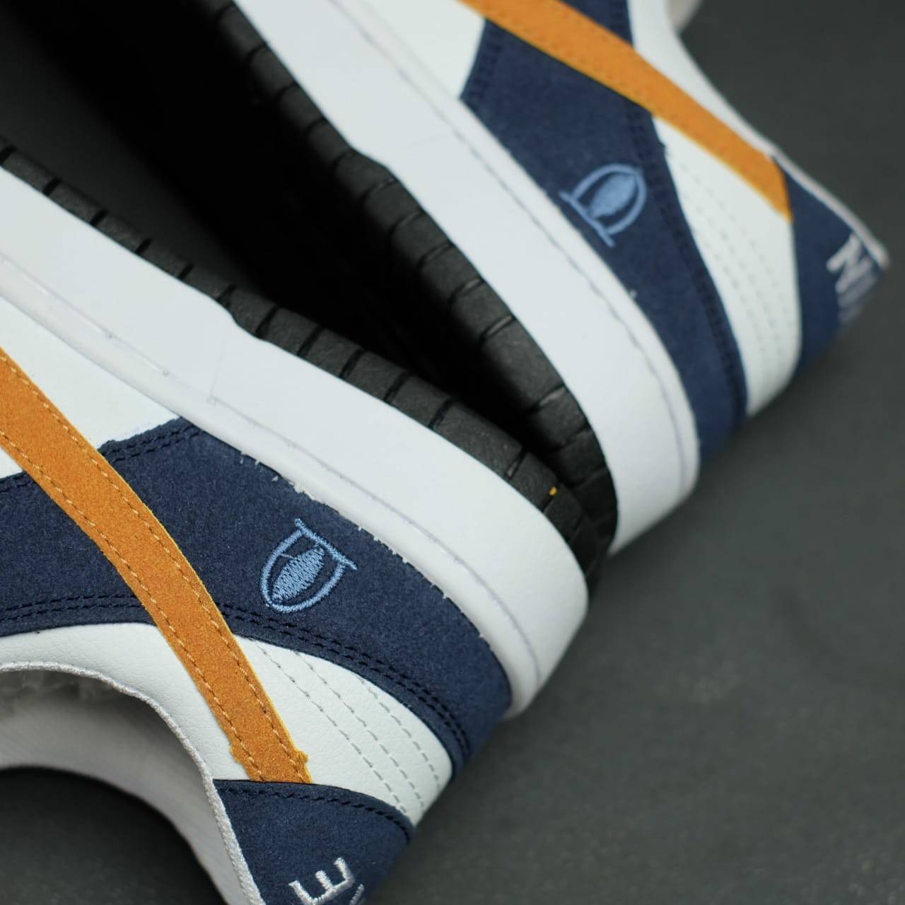 NIKE KASINA X LOW DUNK 80S BUS