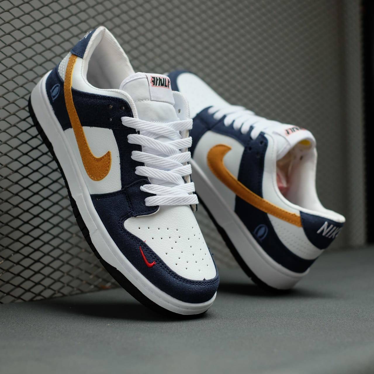 NIKE KASINA X LOW DUNK 80S BUS