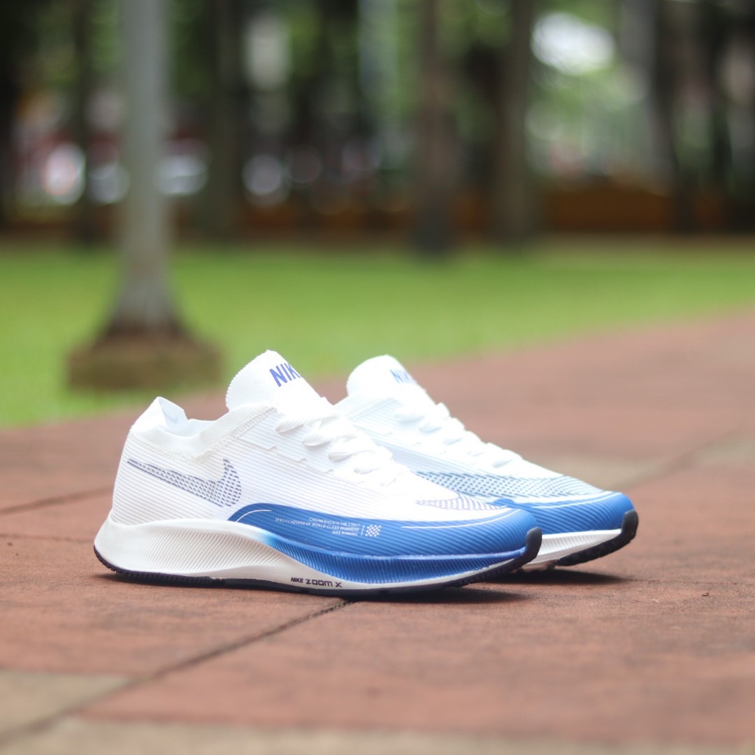 NIKE ZOOMX FLYKNIT BASICS - SERIES