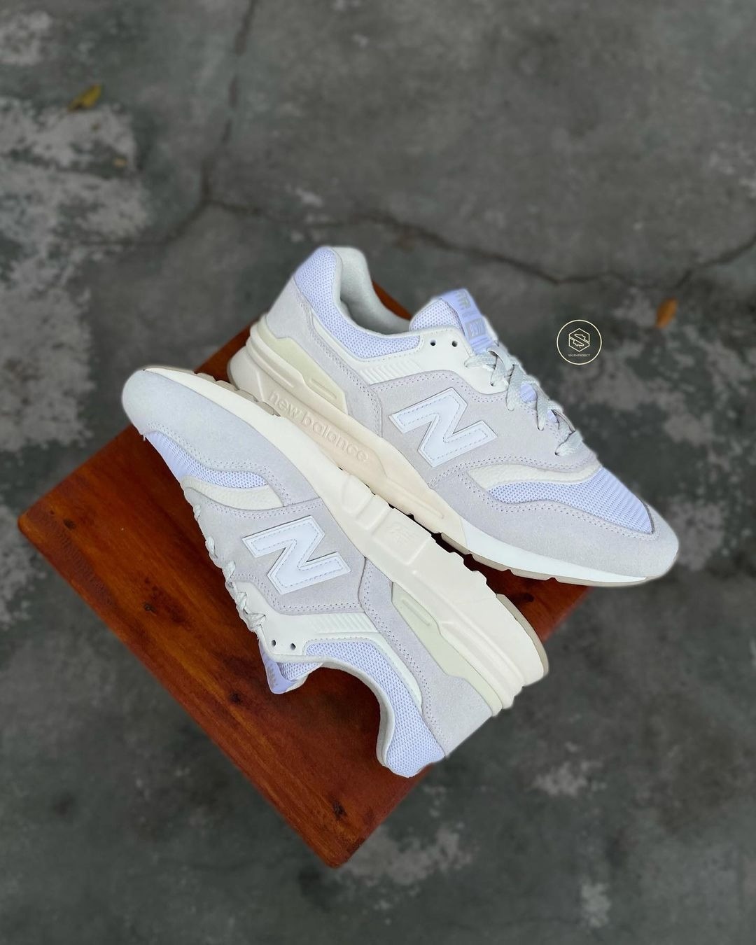 NEW BALANCE 997H - BEIGE