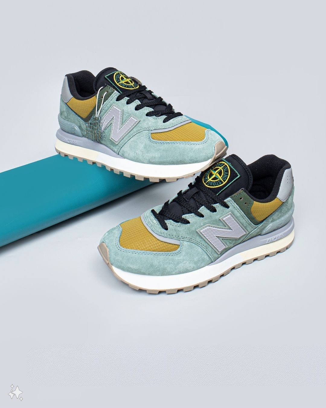NEW BALANCE 574 X STONE ISLAND "LIGHT GREEN"