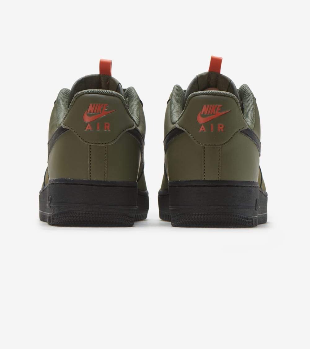 NIKE AIR FORCE 1 - MEDIUM OLIVE