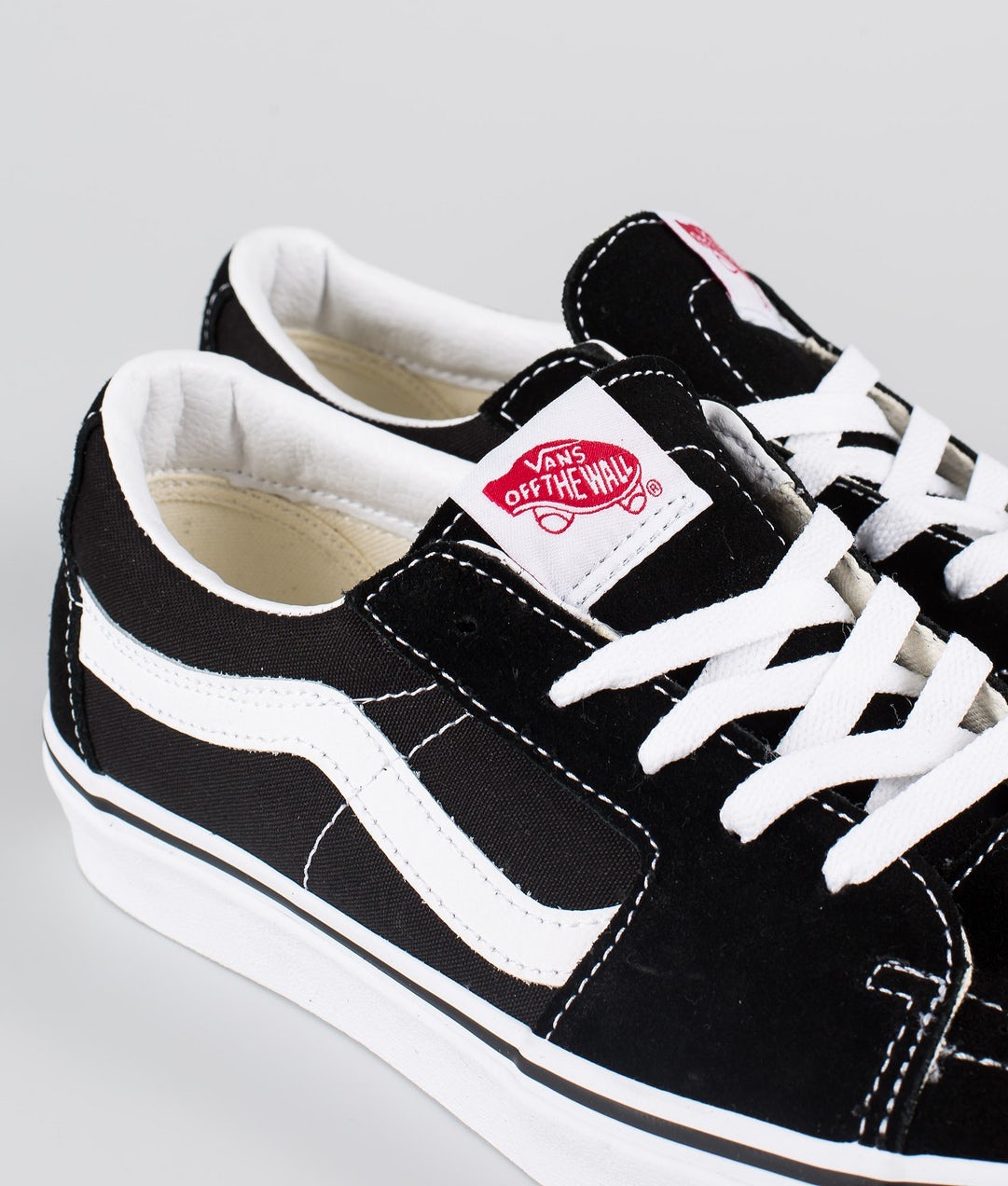 VANS SK8 LOW SKATE - BLACK TRUE WHITE