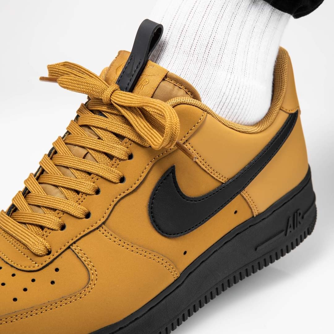 NIKE AIR FORCE 1 - WHEAT BLACK