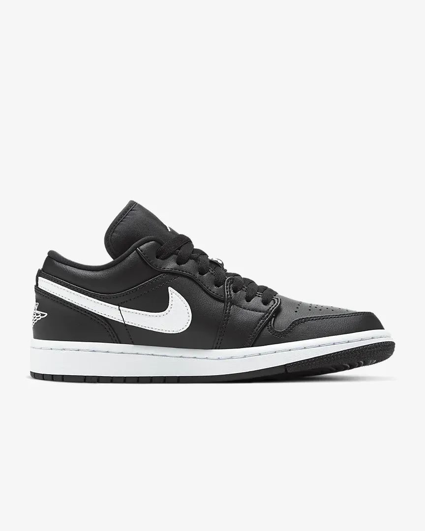 NIKE AIR JORDAN 1 LOW - BLACK WHITE
