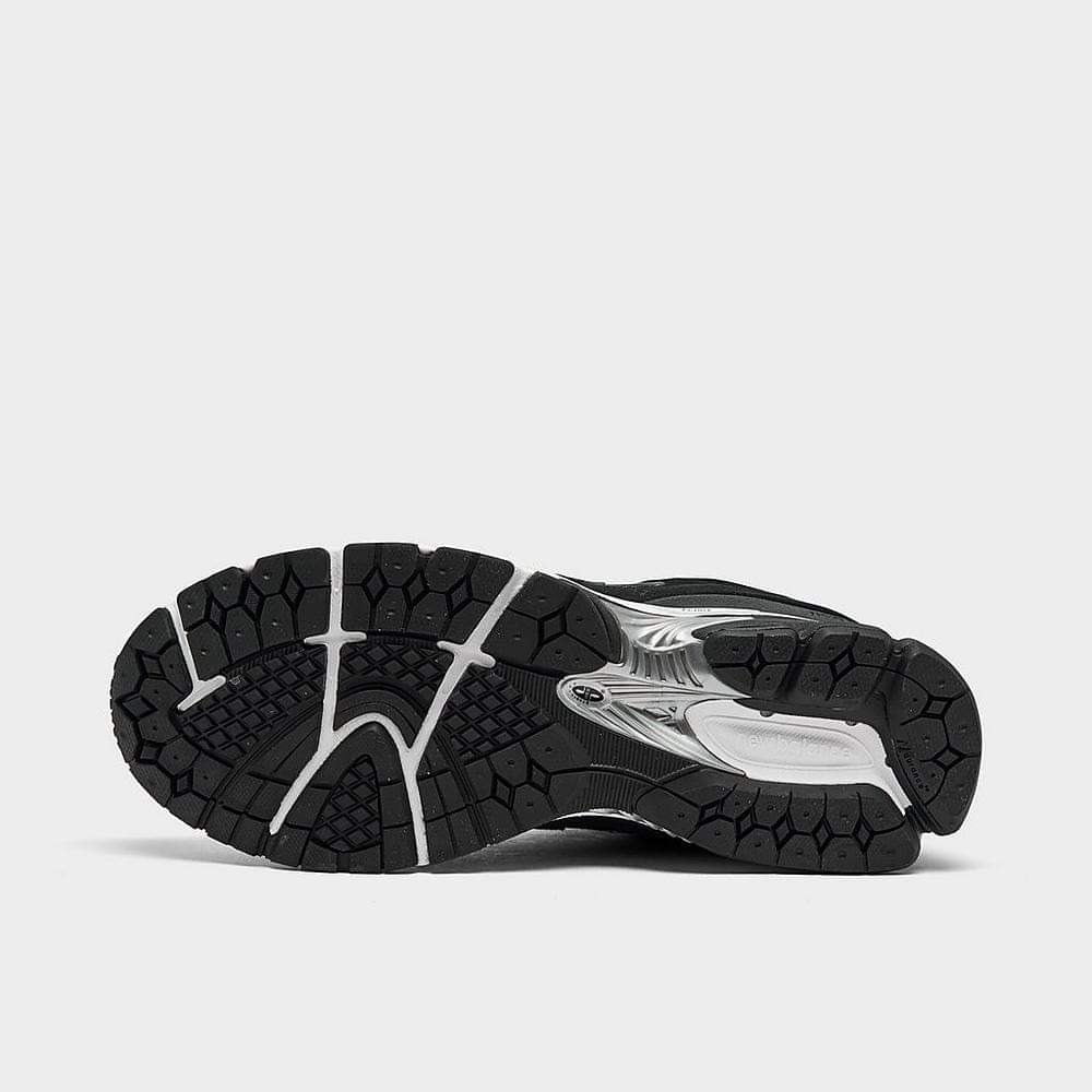 NEW BALANCE 2002R - BLACK DARK GREY