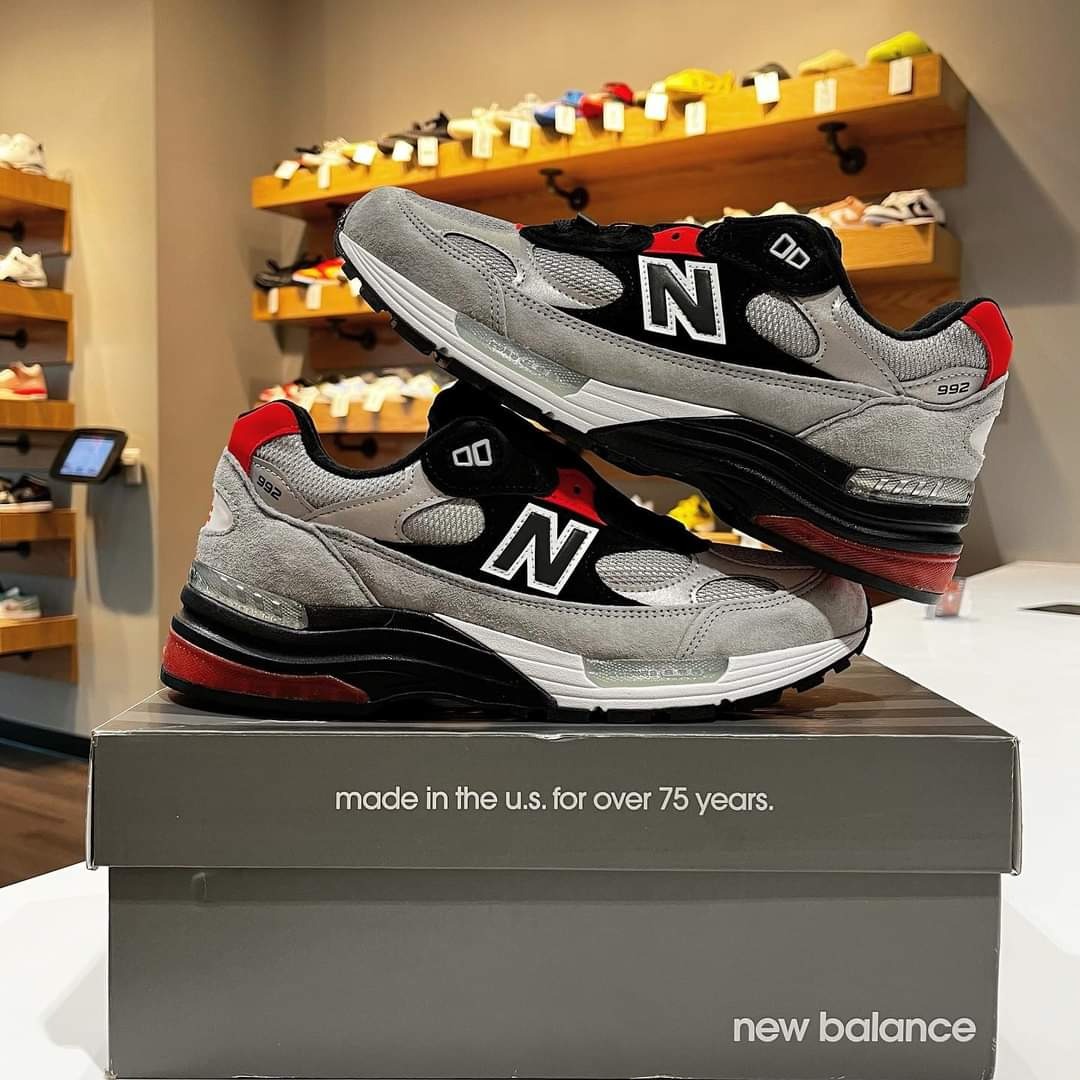 NEW BALANCE 992 - DTLR VARSITY