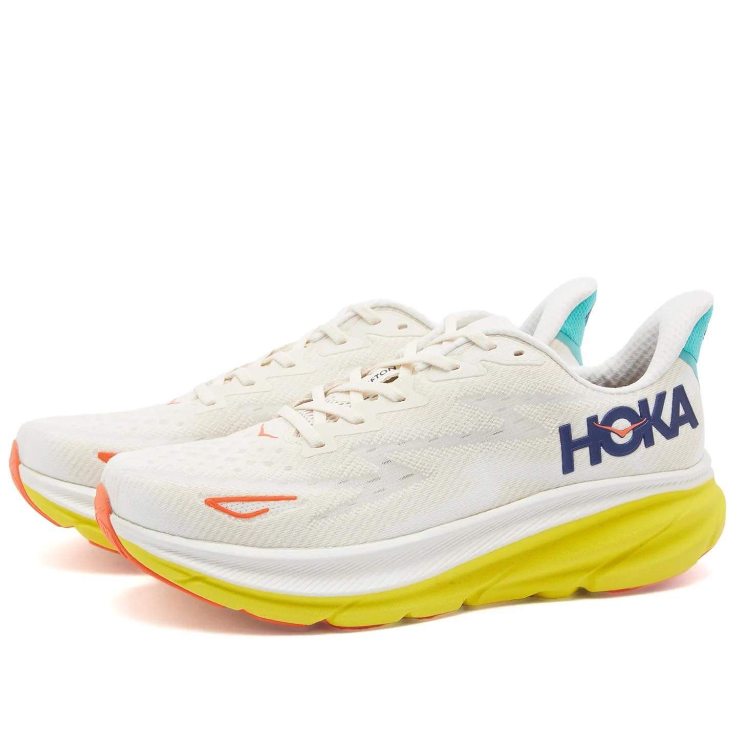 HOKA ONE ONE CLIFTON 9 - PASSION FRUIT