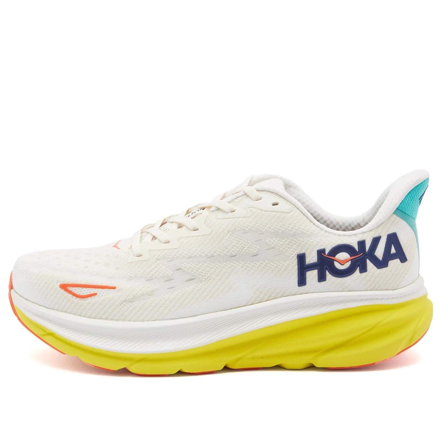HOKA ONE ONE CLIFTON 9 - PASSION FRUIT