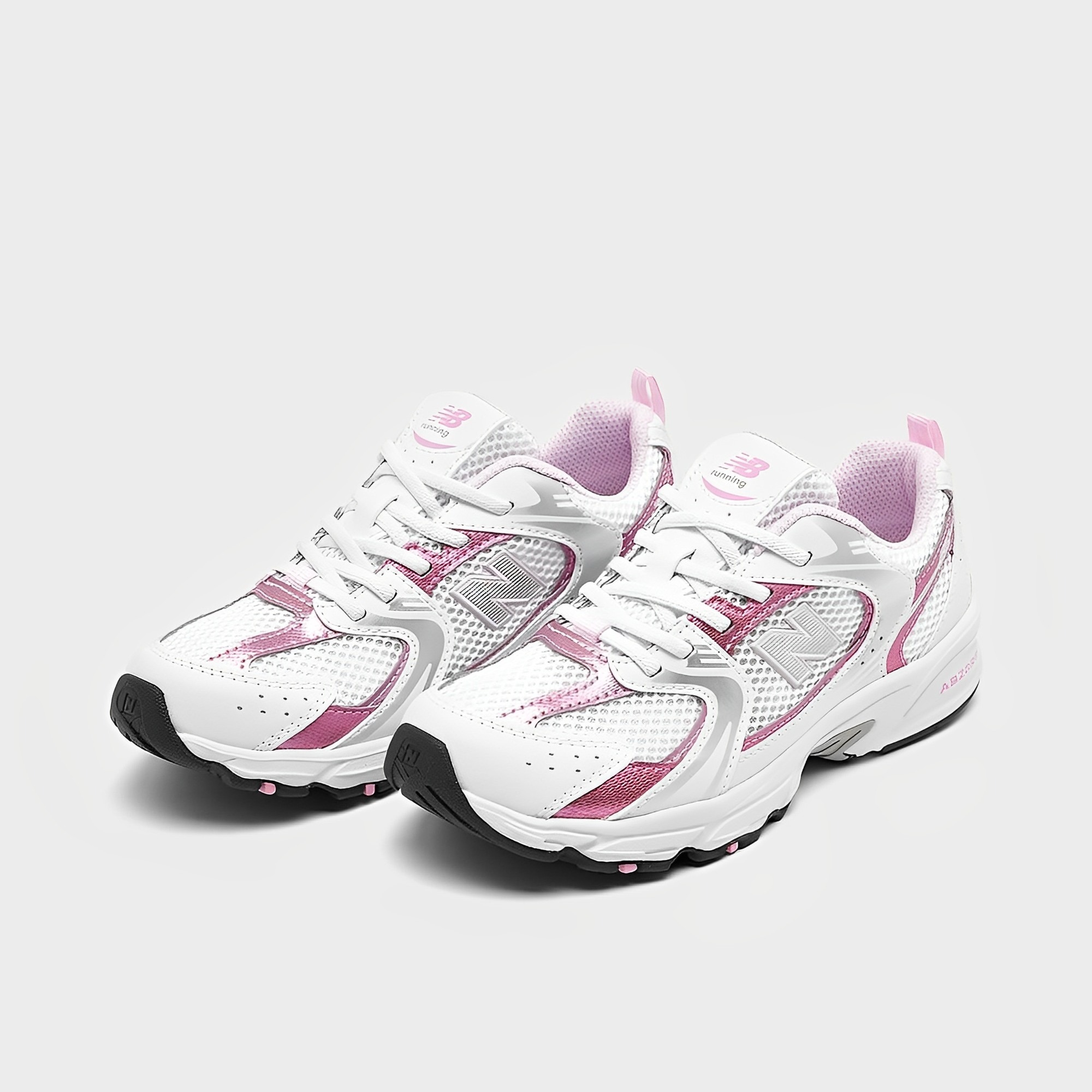 NEW BALANCE 530 - PINK SUGAR