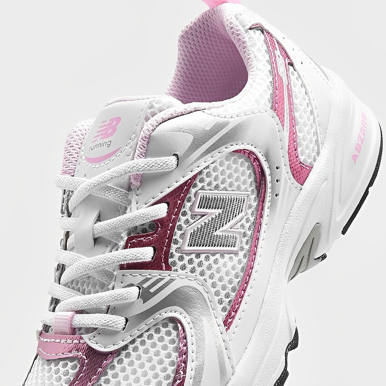 NEW BALANCE 530 - PINK SUGAR