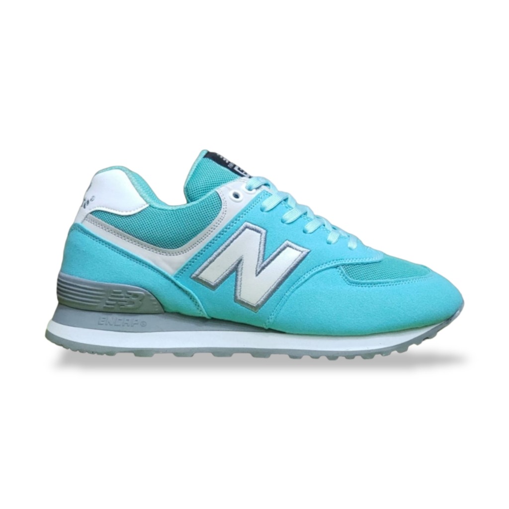 NEW BALANCE 574 CLASSIC WOMAN SERIES