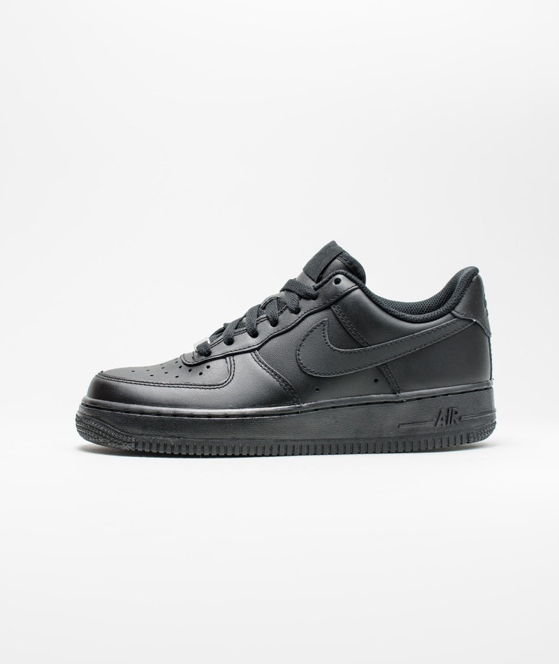 NIKE AIR FORCE 1 LOW - TRIPLE BLACK
