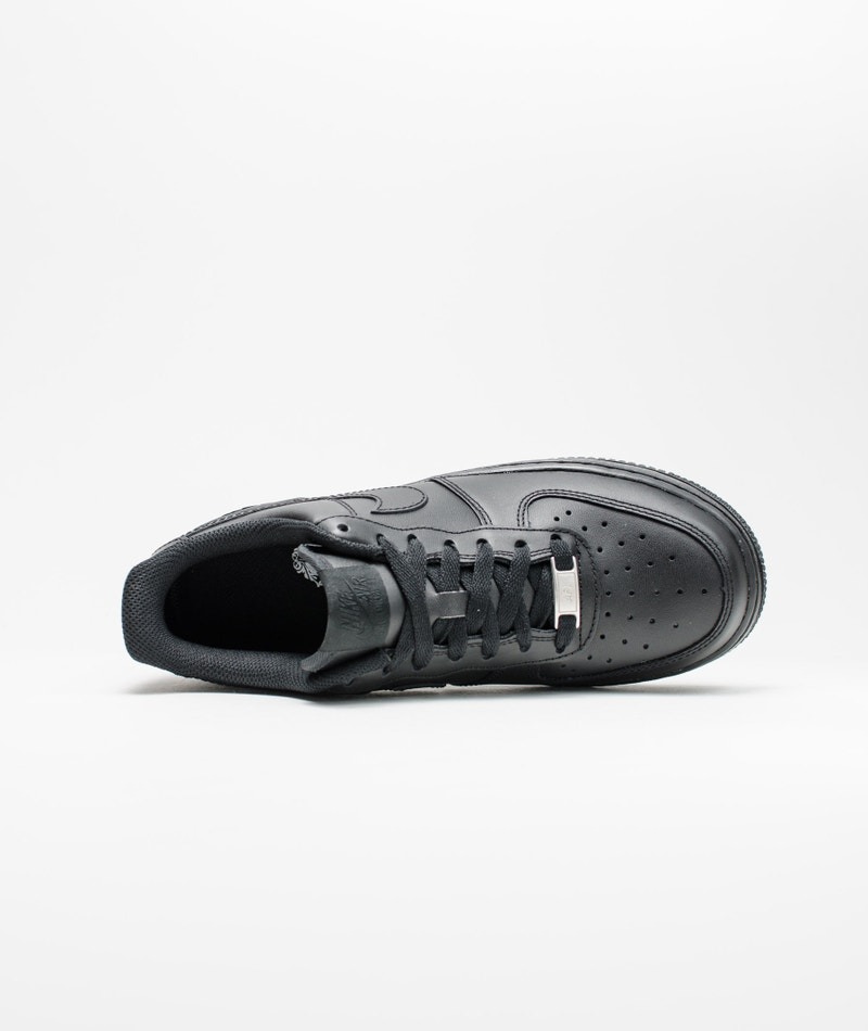 NIKE AIR FORCE 1 LOW - TRIPLE BLACK