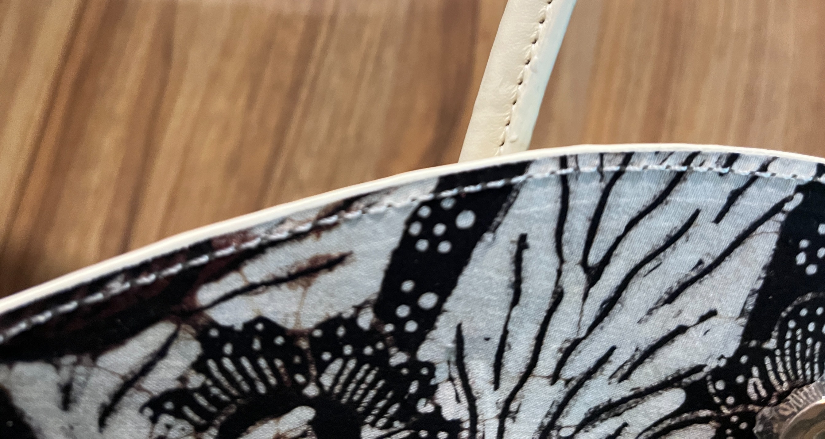Priel x YBI White Turtle Sofia Medium Bag