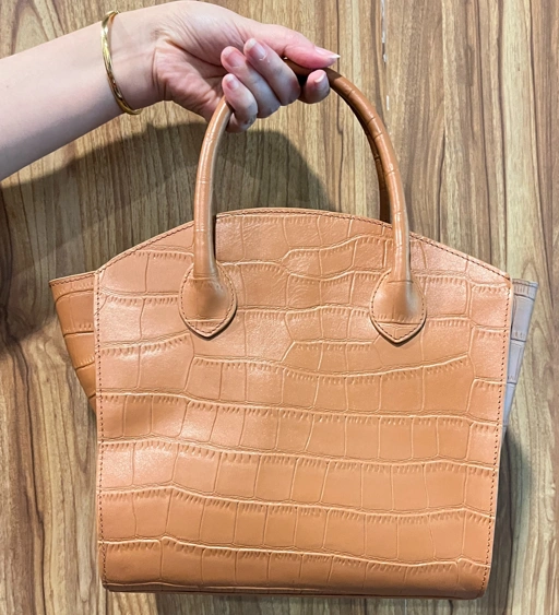 Priel x YBI  Caramel Turtle Sofia Medium Bag