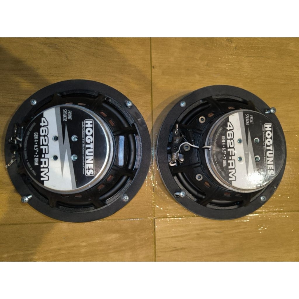 second HOGTUNES speaker 462F-RM