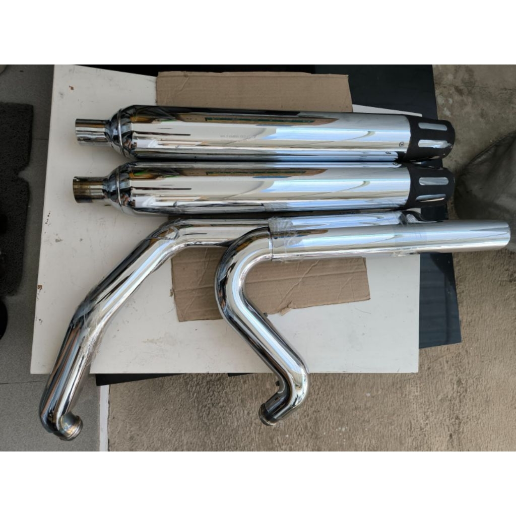 SLIP ON N TRUEDUAL ORIGINAL GENUINE EX ROADGLIDE CVO 2013 kondisi 85%