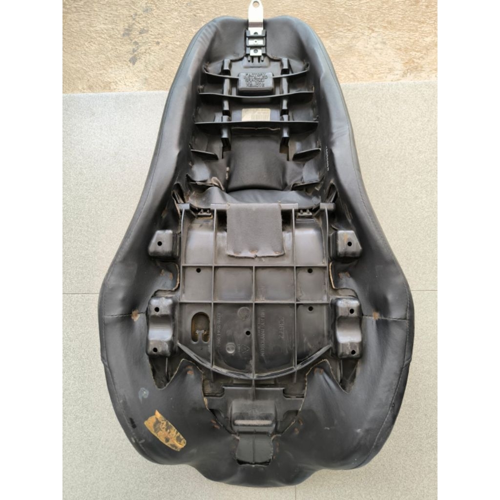 jok driver and passenger seat original GENUINE second for special touring