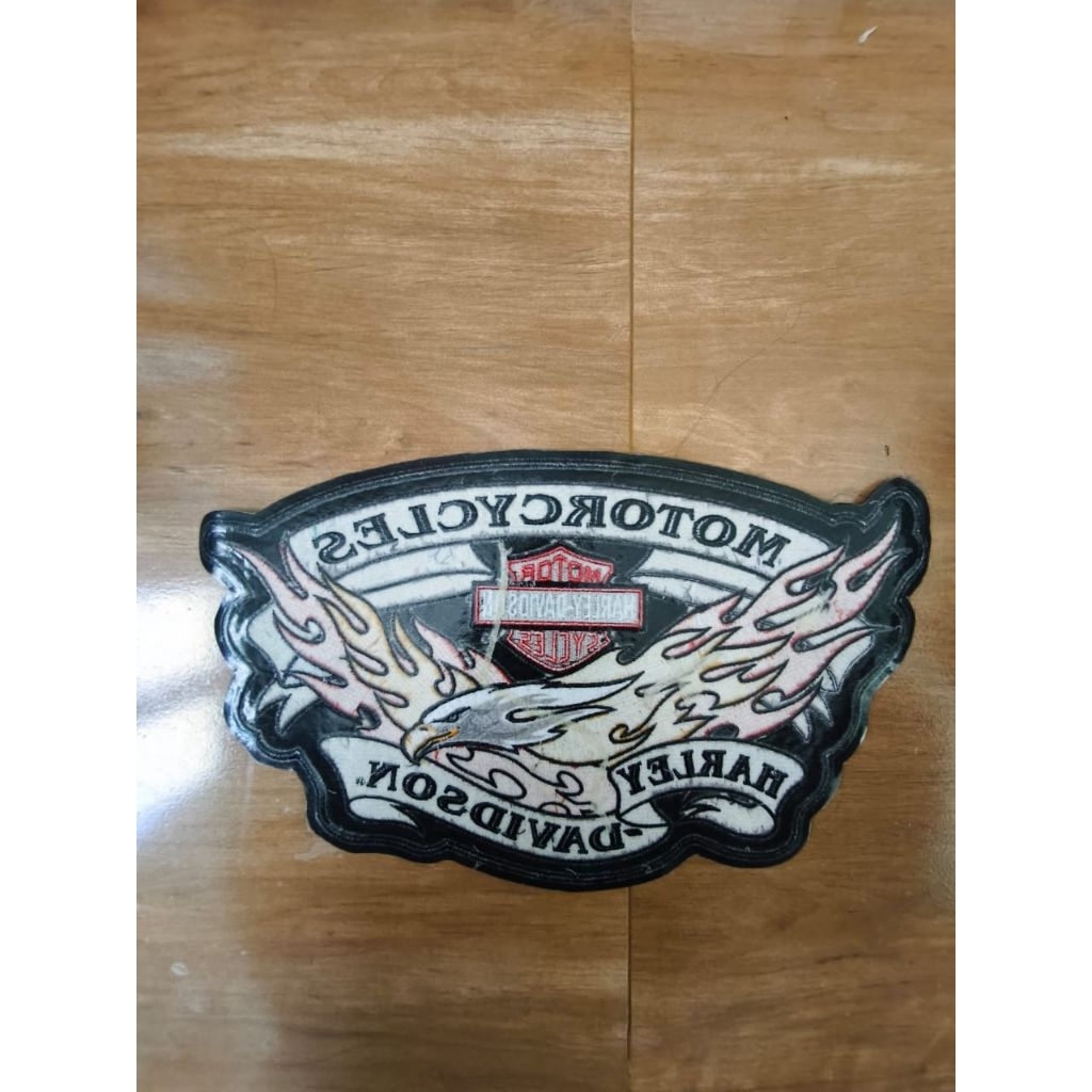 patch Harley Davidson dengan DESIGN api merah jambu dan logo HARLEY DAVIDSON