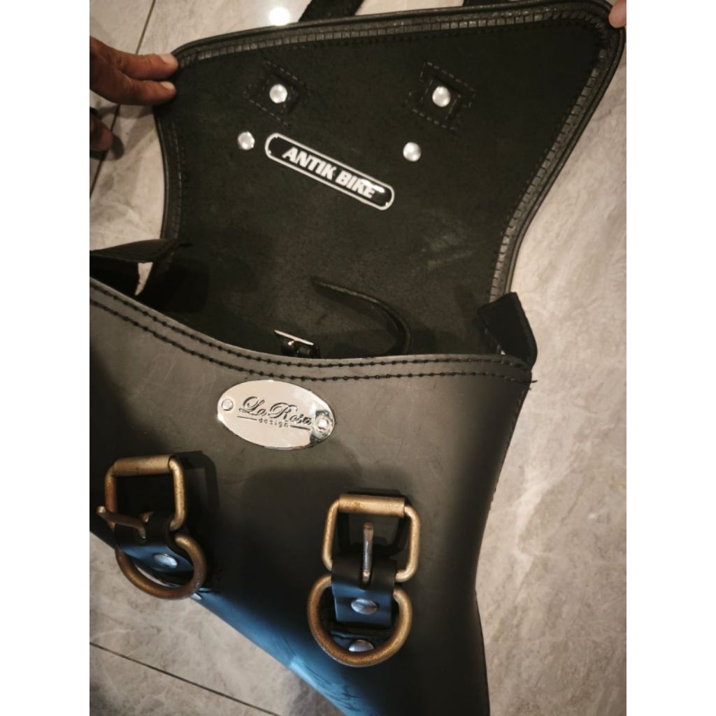 tas kulit La Rosa Design second original Harley Davidson motorcycles kondisi 85%