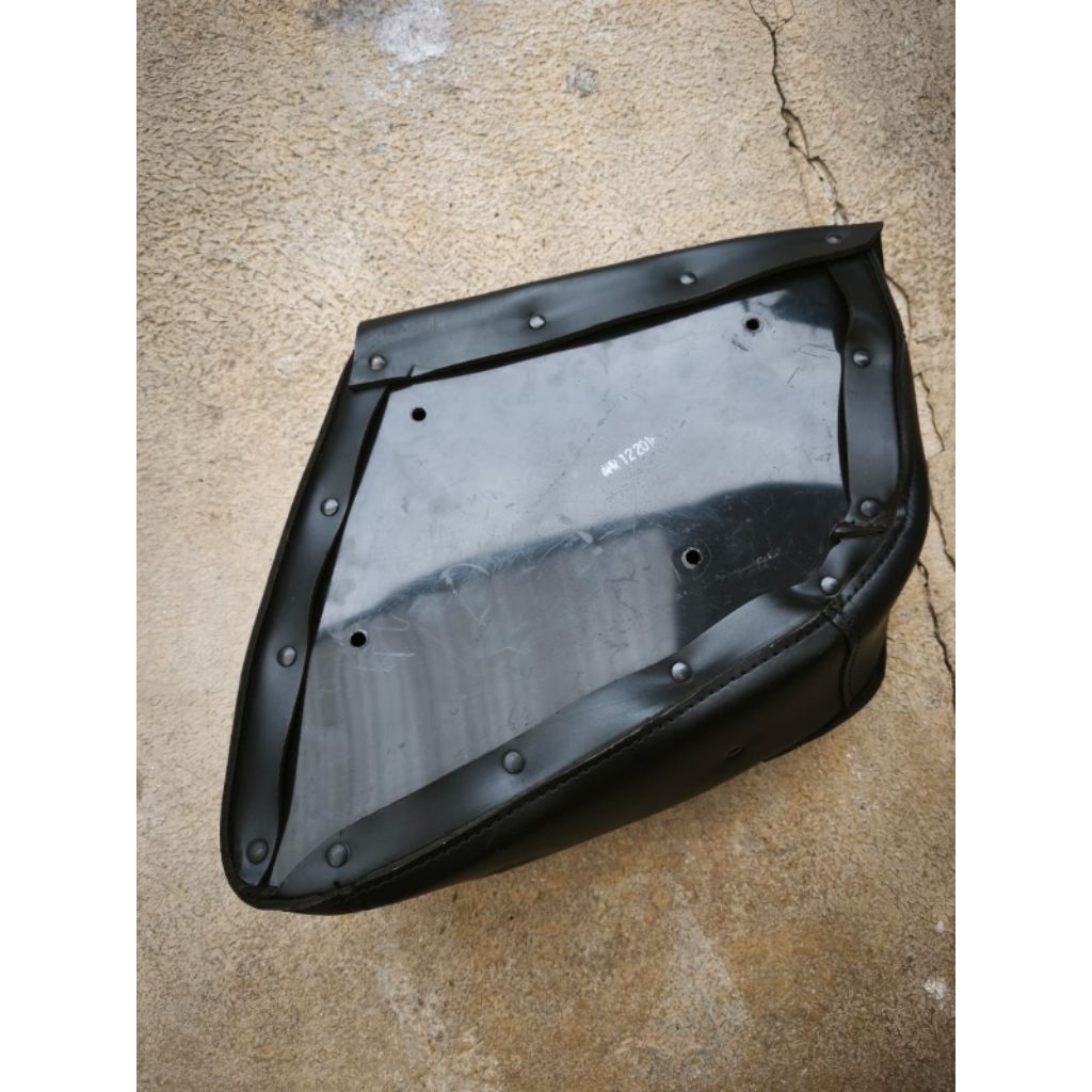 SIDEBAG SECOND ORIGINAL for Sportster or SOFTAIL Harley Davidson motorcycles kondisi 85%