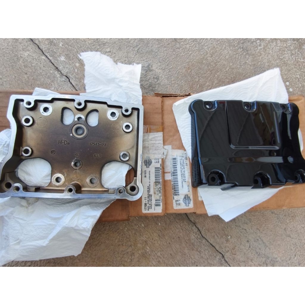 CYLINDER head COVER ROCKER BOX COVER Black SECOND