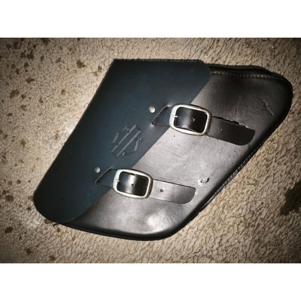 SIDEBAG SECOND ORIGINAL for Sportster or SOFTAIL Harley Davidson motorcycles kondisi 85%