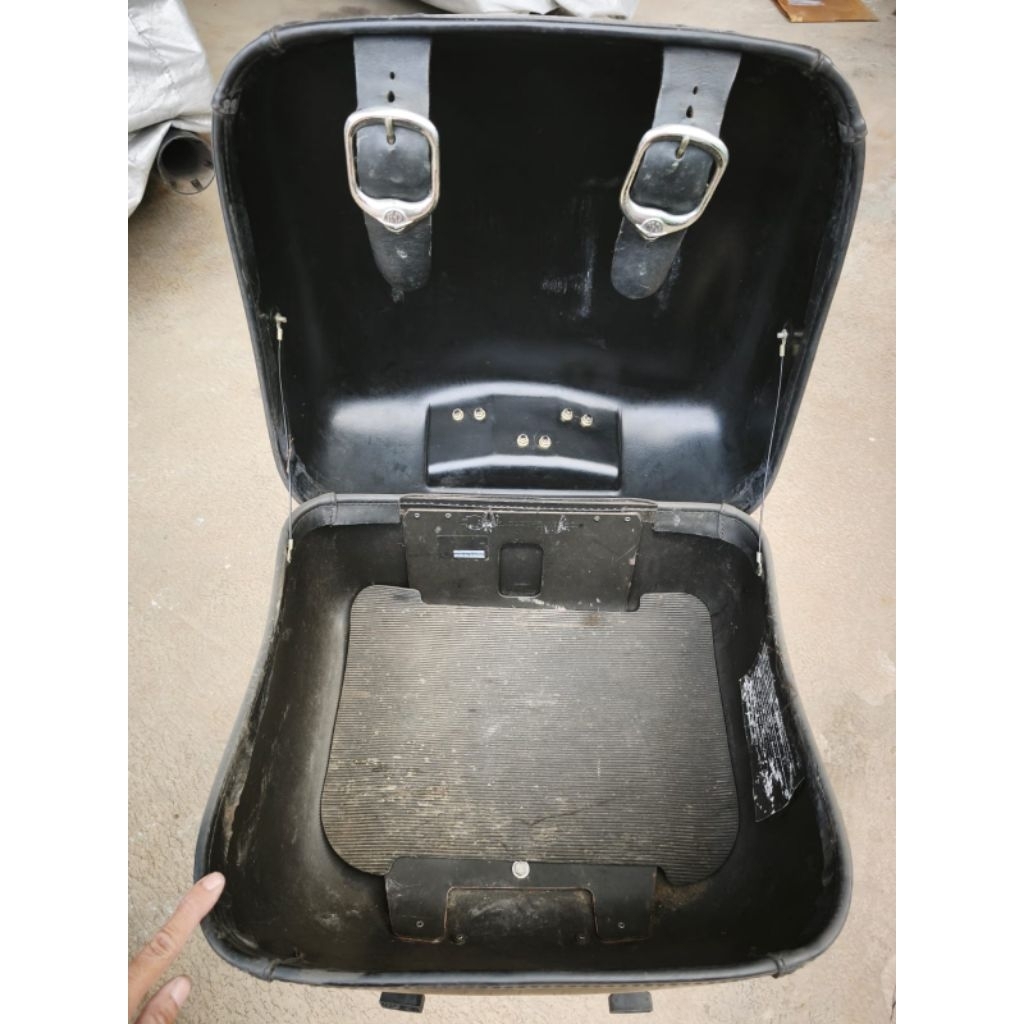 TOUR PACK second original ROadking CLASSIC Harley Davidson motorcycle